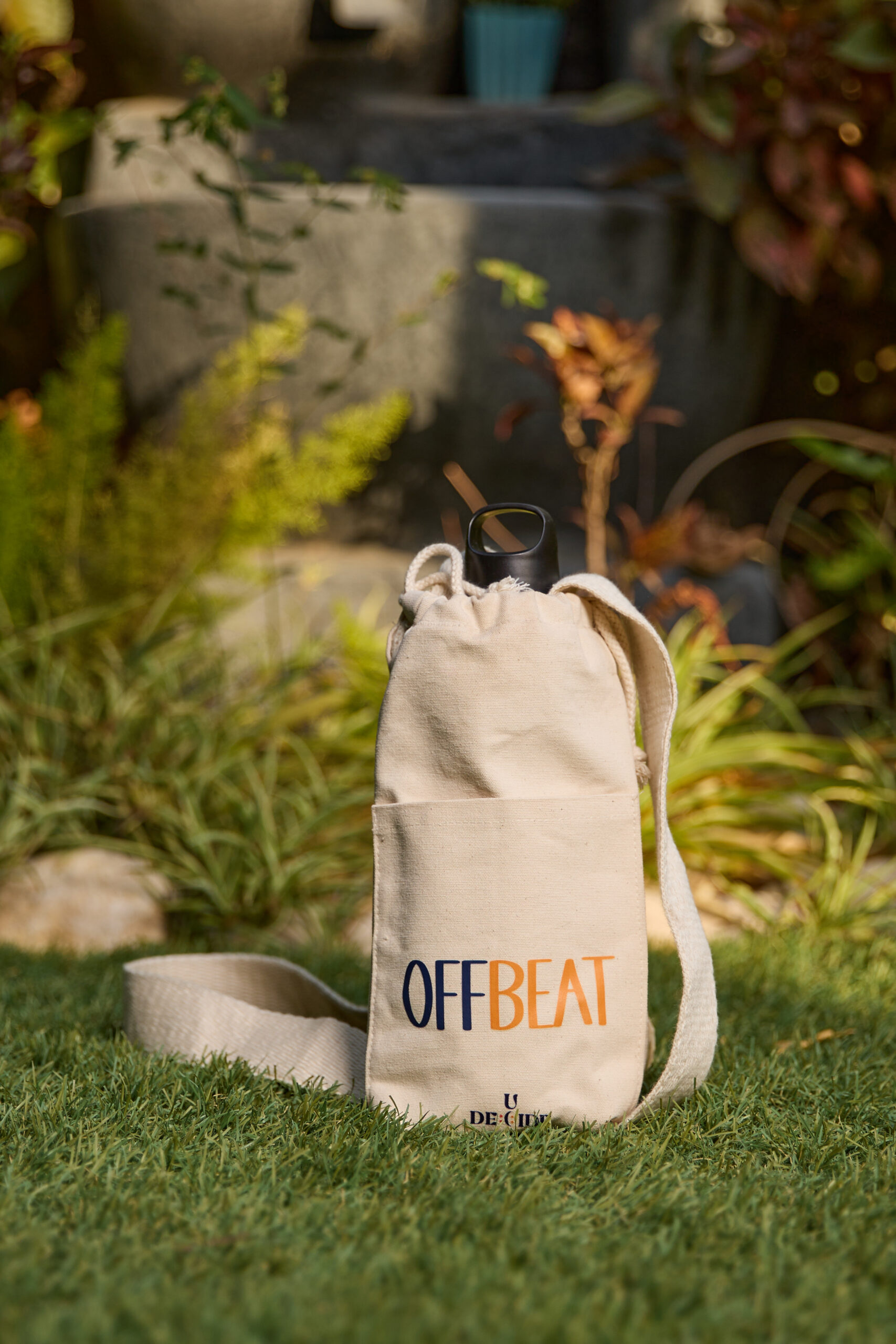 Offbeat Bottle Bag - Image 2